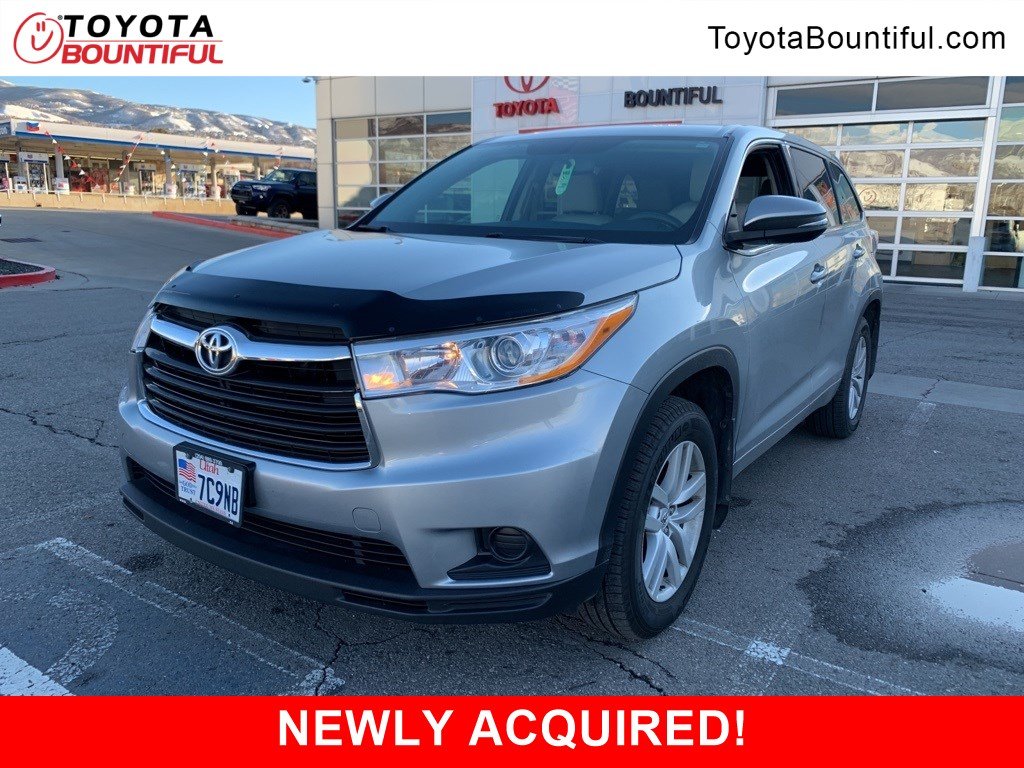 Certified Pre Owned 2015 Toyota Highlander Le Plus V6 Awd Sport Utility